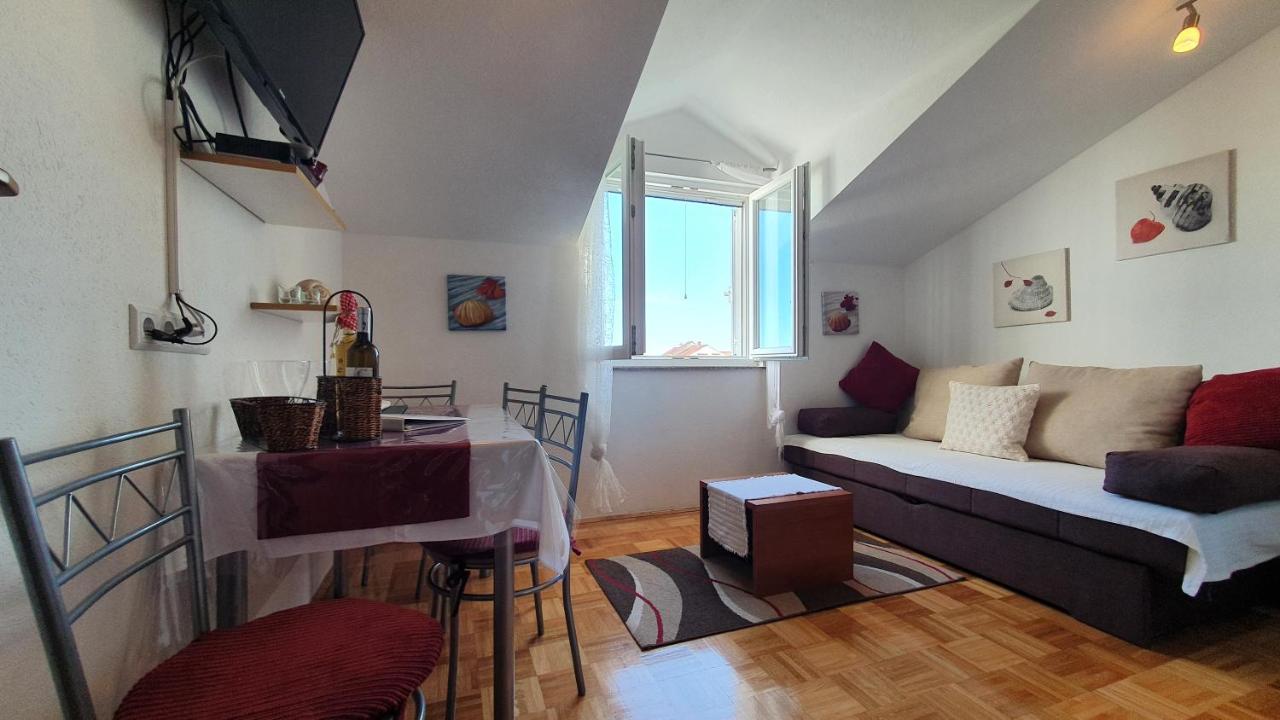 Apartmani Villa Lilliana Tribalj Exteriör bild