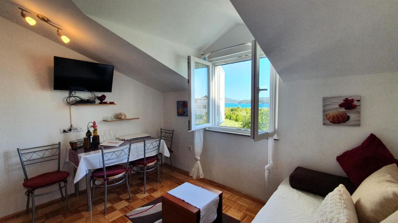 Apartmani Villa Lilliana Tribalj Exteriör bild