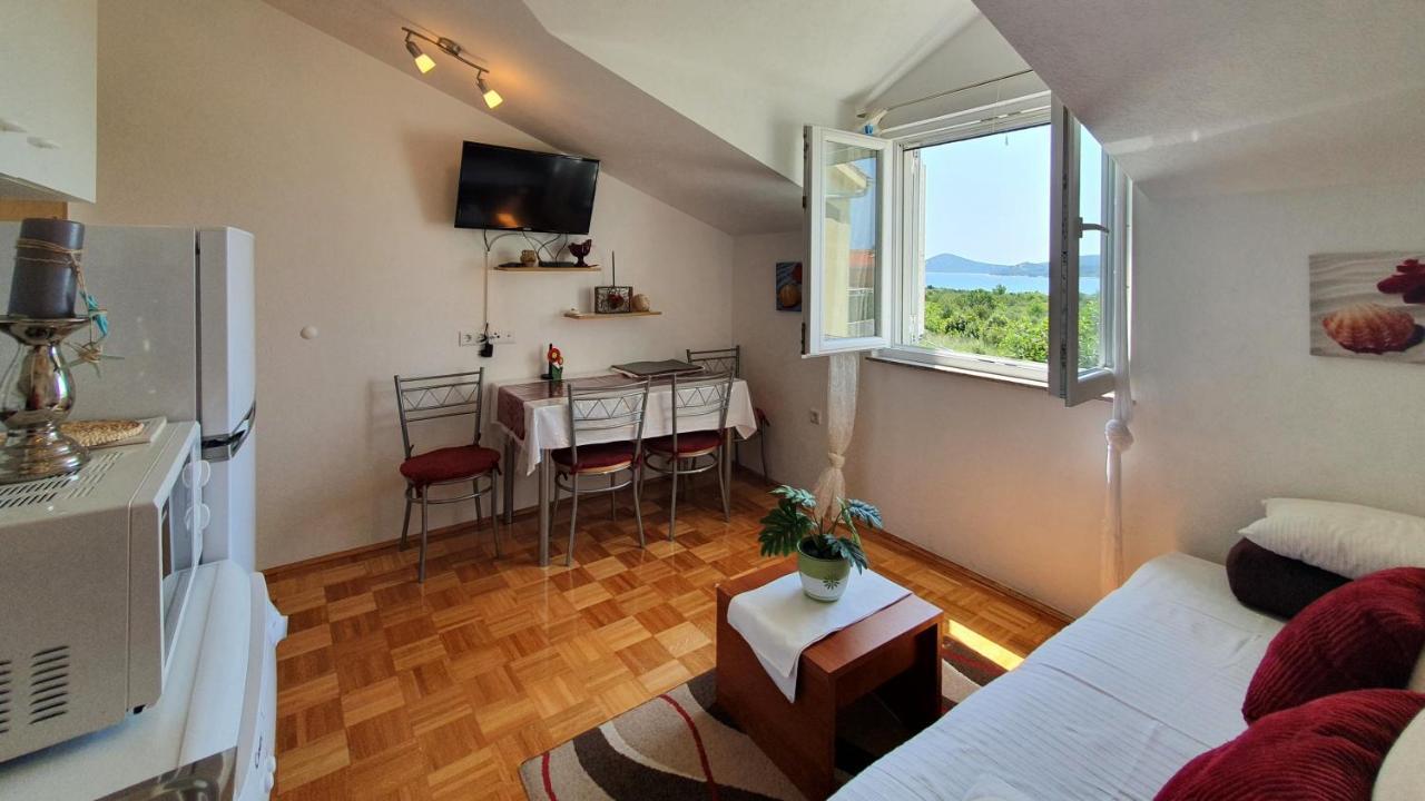 Apartmani Villa Lilliana Tribalj Exteriör bild