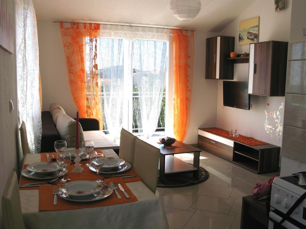 Apartmani Villa Lilliana Tribalj Exteriör bild