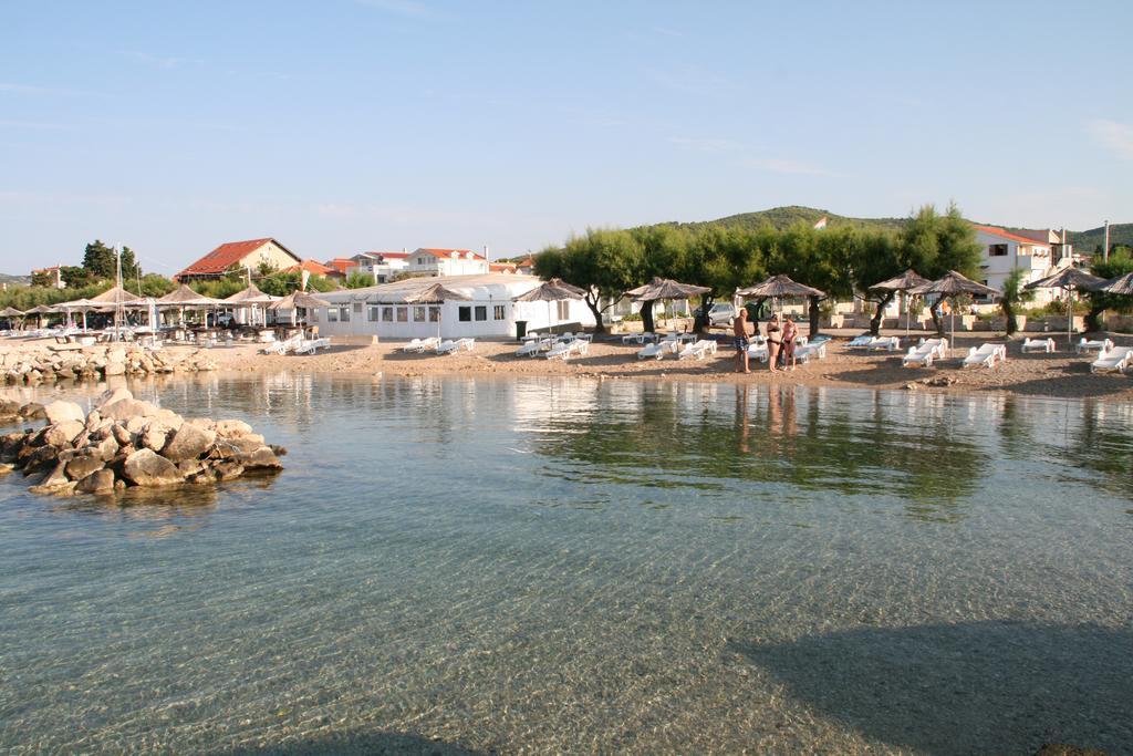 Apartmani Villa Lilliana Tribalj Exteriör bild